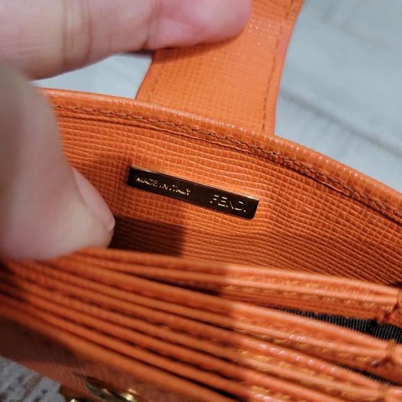 Fendi card case - Picture 9 of 11